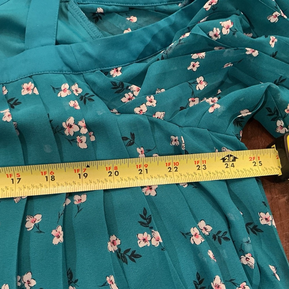 Lane Bryant Top Womens Plus 22 Teal Floral Cold Shoulder Pleated Contrast Trim - Picture 3 of 9